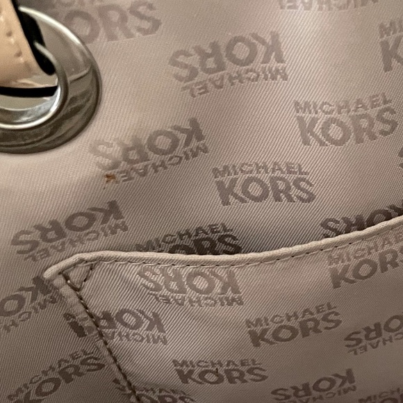 Michael Kors Tote Bag - Picture 11 of 11